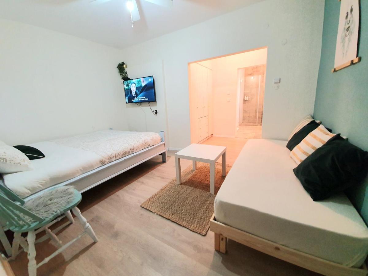 אילת Sunshine Suite Boutique Only 5 Min Walk To The Beach - By Seaelo מראה חיצוני תמונה