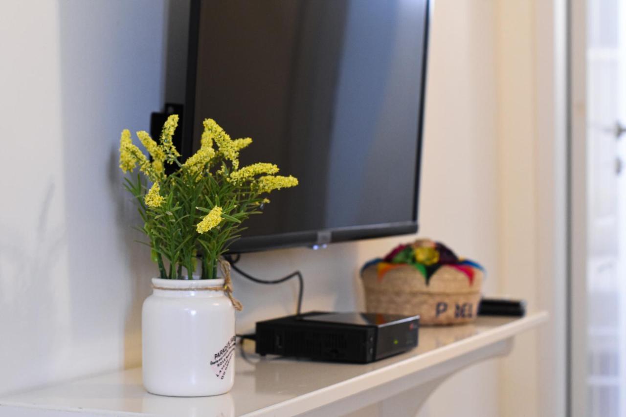 אילת Sunshine Suite Boutique Only 5 Min Walk To The Beach - By Seaelo מראה חיצוני תמונה