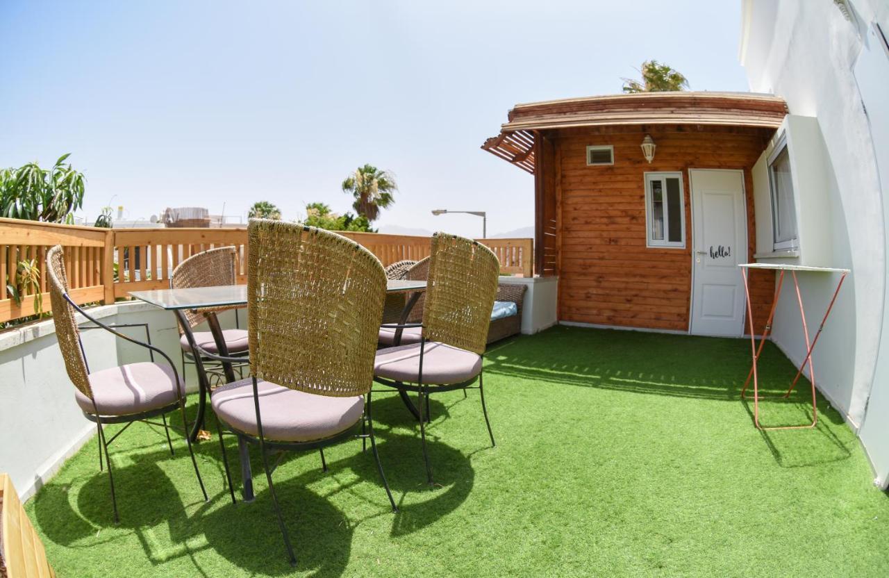 אילת Sunshine Suite Boutique Only 5 Min Walk To The Beach - By Seaelo מראה חיצוני תמונה